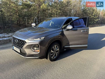 Авто Hyundai Santa Fe 2019 № 7934731