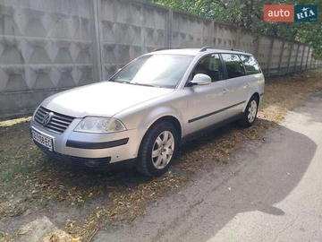 Авто Volkswagen Passat 2003 № 7935221