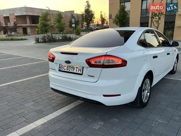 Авто Ford Mondeo 2012 № 7936010