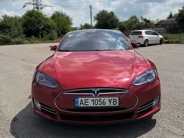 Авто Tesla Model S 2015 № 7937954