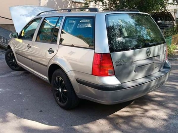 Авто Volkswagen Golf 2004 № 7939013