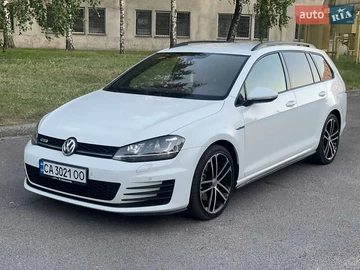 Авто Volkswagen Golf 2016 № 7939449