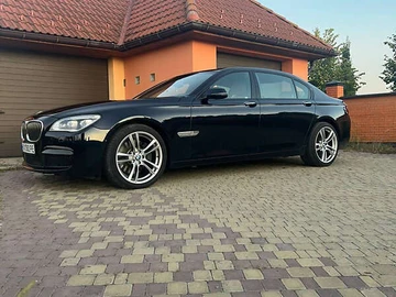 Авто BMW 7 Series 2015 № 7939665
