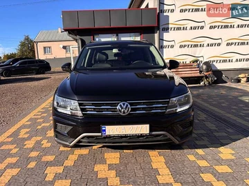 Авто Volkswagen Tiguan 2021 № 7939956