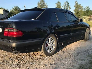 Авто Mercedes E-Class 2000 № 7939986