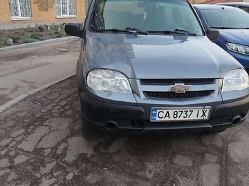 Авто Chevrolet Niva 2010 № 7939995