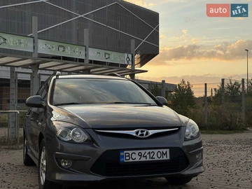 Авто Hyundai I30 2010 № 7940155