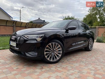 Авто Audi E-Tron 2022 № 7940432