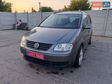 Авто Volkswagen Touran 2005 № 7940860