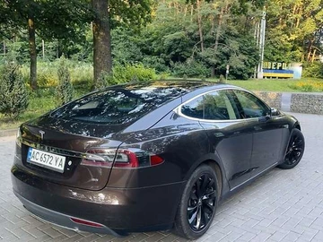 Авто Tesla Model S 2013 № 7940945