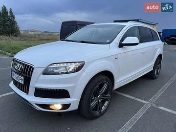Авто Audi Q7 2015 № 7941189