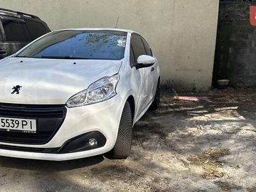Авто Peugeot 208 2016 № 7941734