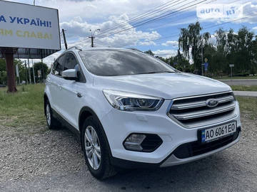 Авто Ford Kuga 2018 № 7941997