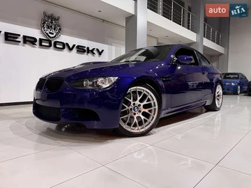 Авто BMW M3 2010 № 7942416