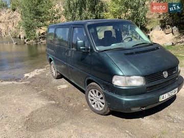 Авто Volkswagen Transporter 2000 № 7942469