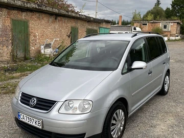 Авто Volkswagen Touran 2006 № 7942478