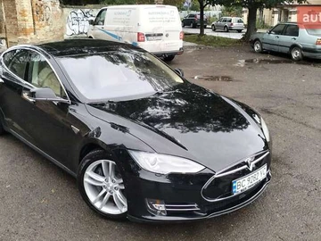 Авто Tesla Model S 2015 № 7942810