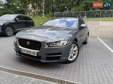 Авто Jaguar Xe 2017 № 7942825