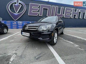 Авто Volkswagen Tiguan 2017 № 7943147