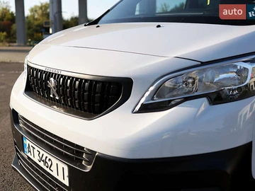 Авто Peugeot Expert 2023 № 7943225