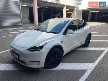 Авто Tesla Model Y 2024 № 7943230