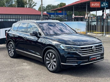 Авто Volkswagen Touareg 2019 № 7943399