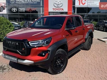 Авто Toyota Hilux 2023 № 7943402