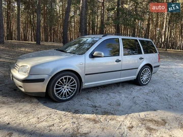 Авто Volkswagen Golf 2000 № 7943582