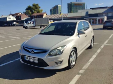 Авто Hyundai I30 2010 № 7943891