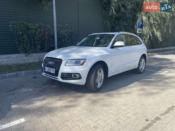 Авто Audi Q5 2015 № 7944500