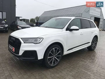 Авто Audi Q7 2022 № 7944861