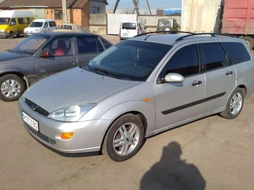 Авто Ford Focus 2001 № 7944923