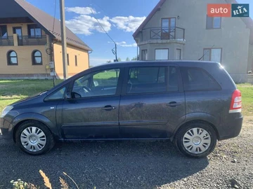 Авто Opel Zafira 2009 № 7945343