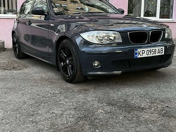 Авто BMW 1 Series 2006 № 7945358