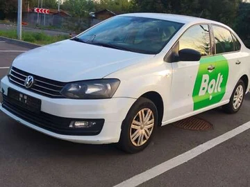 Авто Volkswagen Polo 2019 № 7945362