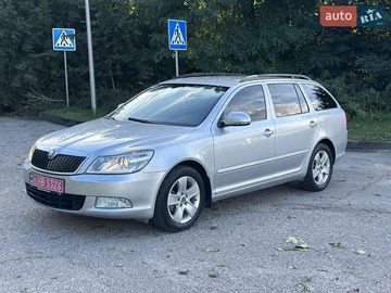 Авто Skoda Octavia 2010 № 7945388