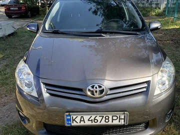 Авто Toyota Auris 2011 № 7945822