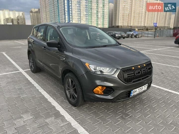 Авто Ford Escape 2017 № 7946015