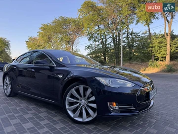 Авто Tesla Model S 2015 № 7946052