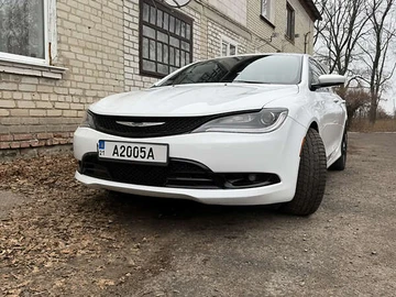 Авто Chrysler 200 2014 № 7946284