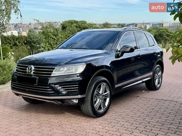Авто Volkswagen Touareg 2015 № 7946301