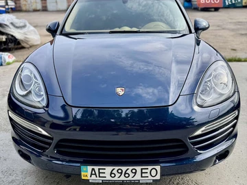 Авто Porsche Cayenne 2012 № 7946478