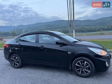Авто Hyundai Accent 2013 № 7946545