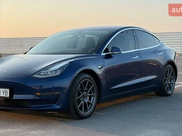 Авто Tesla Model 3 2018 № 7946593