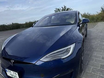 Авто Tesla Model S 2021 № 7946821