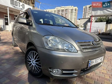 Авто Toyota Avensis 2003 № 7946972