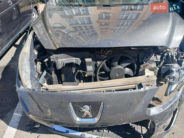 Авто Peugeot 308 2012 № 7947228