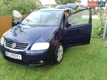 Авто Volkswagen Touran 2005 № 7947283