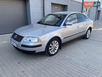 Авто Volkswagen Passat 2003 № 7947866