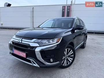Авто Mitsubishi Outlander 2018 № 7948326